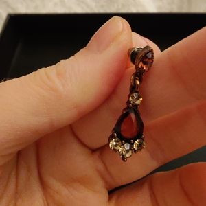 Jewelry - vintage earrings